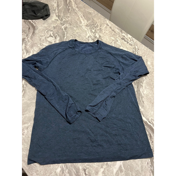 Lululemon athletica Other - Lululemon Metal Vent Tech longs sleeve